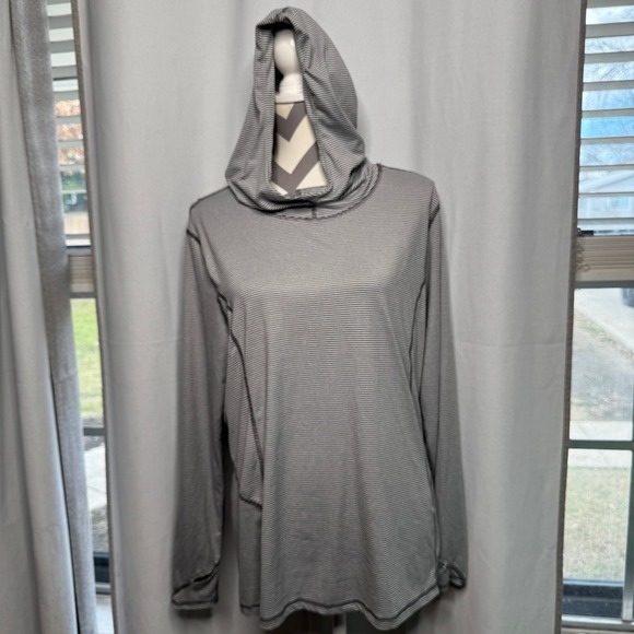 Danskin Women's‎ Grey and White Hoodie - Picture 1 of 8